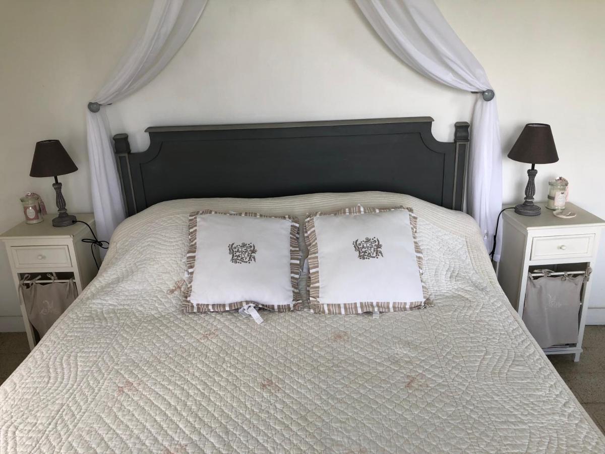 Saint-Jean-les-Deux-Jumeaux Chambre D'Hotes Romance מראה חיצוני תמונה