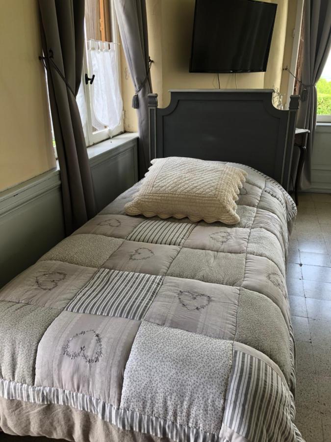 Saint-Jean-les-Deux-Jumeaux Chambre D'Hotes Romance מראה חיצוני תמונה