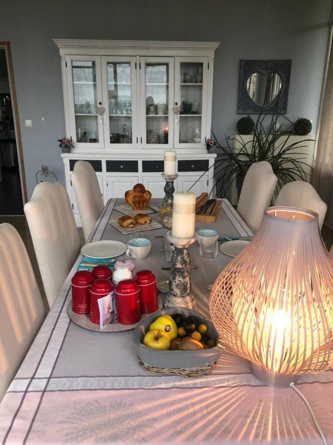 Saint-Jean-les-Deux-Jumeaux Chambre D'Hotes Romance מראה חיצוני תמונה